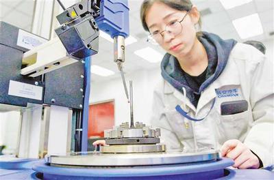 長安汽車加大投入 用智能研發(fā)引領(lǐng)行業(yè)技術(shù)發(fā)展